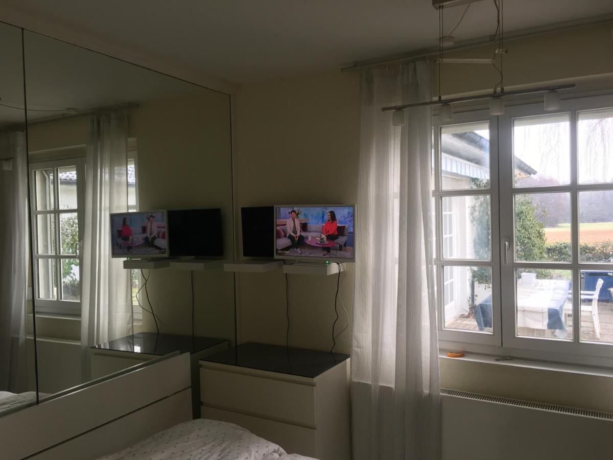 Budget-Unterkunft Im Wunderschoenen Haus Mit Herrlichem Panoramablick Luneburg Exterior photo